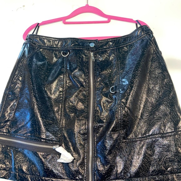 Forever 21 Leather zipper skirt - Picture 7 of 8